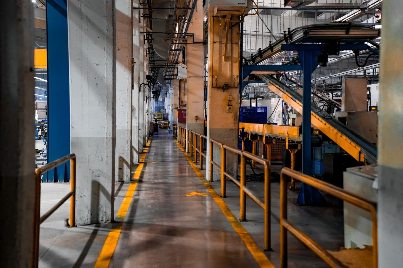 Kettlewell Manufacturing — A shop-floor scheduling system replacing whiteboards and radio calls across three plants.