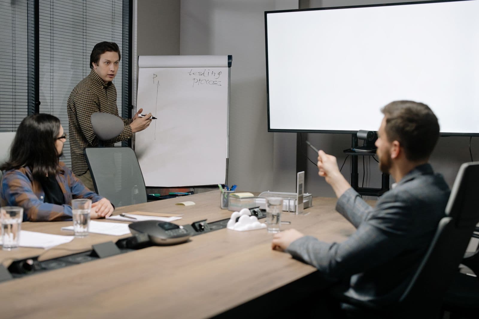 Greymoor Systems — A permissions-aware internal platform rolled out to 600 employees across four regional offices.